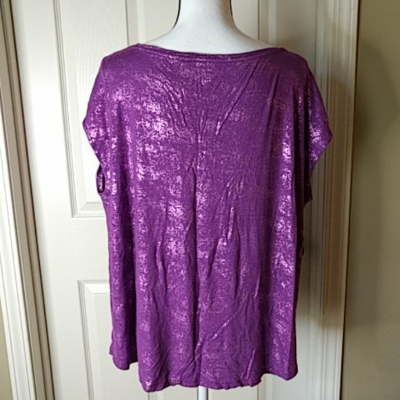 Jennifer Lopez Purple Metallic Scoop Neck Top 1X - Picture 3 of 4